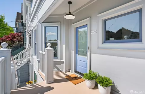 234 Eureka St, San Francisco, CA 94114 photo 4