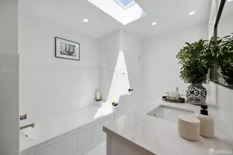 1918 Jackson St, San Francisco, CA 94109 photo 36
