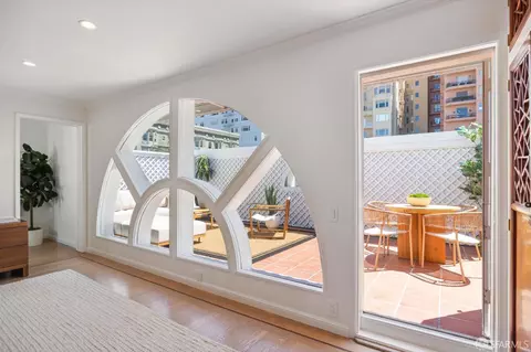 1918 Jackson St, San Francisco, CA 94109 photo 31