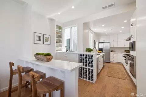 1918 Jackson St, San Francisco, CA 94109 photo 11