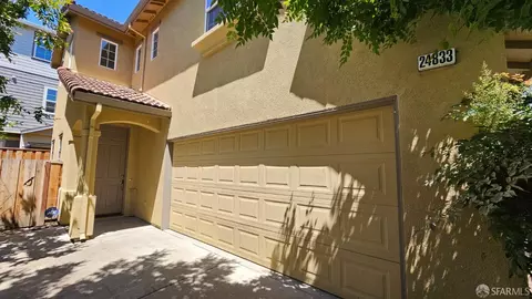 24833 Alderberry Pl #7, Hayward, CA 94544