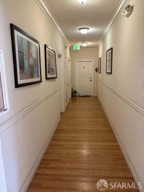 Entry Way - 640 E 15th St, Oakland, CA 94606 photo 1 of 5