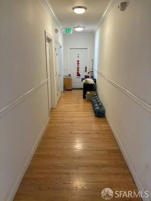 Entry Way - 640 E 15th St, Oakland, CA 94606 photo 3 of 5