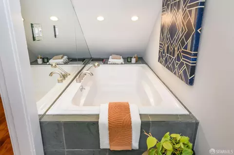 Bath - 2720 Sutter St, San Francisco, CA 94115 photo 3 of 3