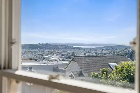 3782 16th St, San Francisco, CA 94114