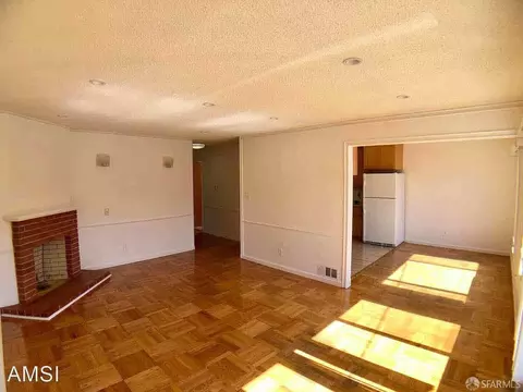 Living - 218 Sagamore St, San Francisco, CA 94112 photo 3 of 6