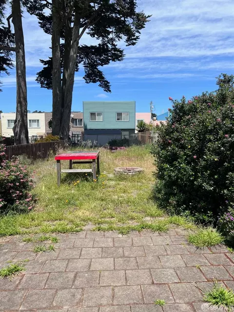 Exterior - 218 Sagamore St, San Francisco, CA 94112 photo 2 of 4