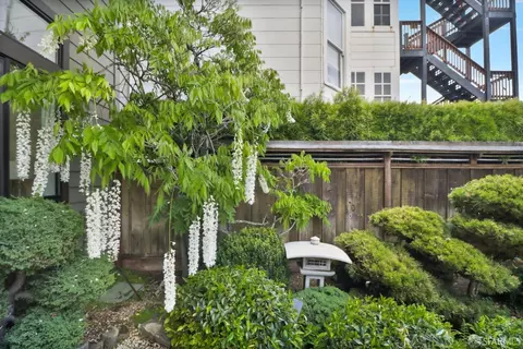 Exterior - 1969 Pine St, San Francisco, CA 94109 photo 2 of 8