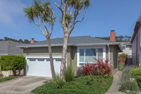 117 Crenshaw Ct, Pacifica, CA 94044