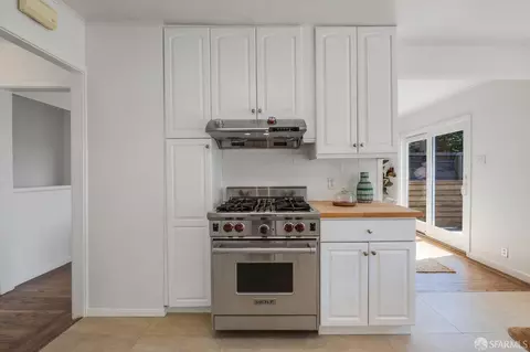 Kitchen - 115 Moffitt St, San Francisco, CA 94131 photo 4 of 6