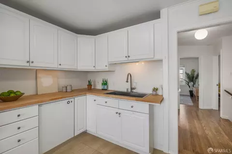 Kitchen - 115 Moffitt St, San Francisco, CA 94131 photo 6 of 6