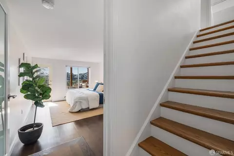 Entry Way - 115 Moffitt St, San Francisco, CA 94131 photo 2 of 2