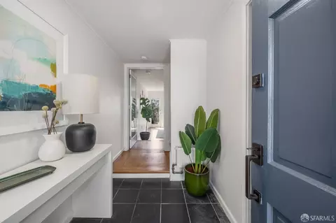Entry Way - 115 Moffitt St, San Francisco, CA 94131 photo 1 of 2