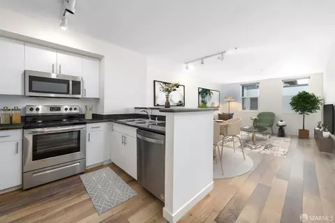 8100 Oceanview Ter #424, San Francisco, CA 94132 photo 3