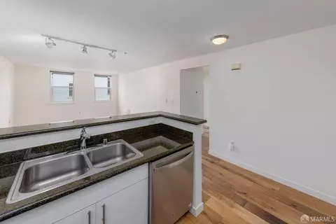 8100 Oceanview Ter #424, San Francisco, CA 94132 photo 17