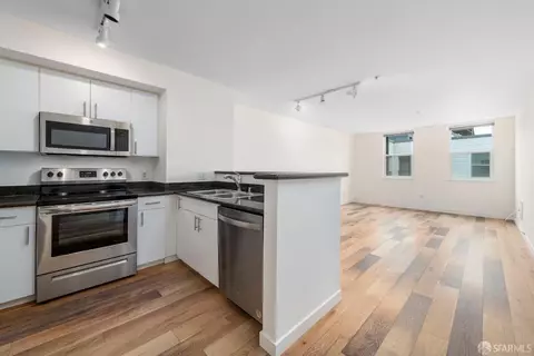 8100 Oceanview Ter #424, San Francisco, CA 94132