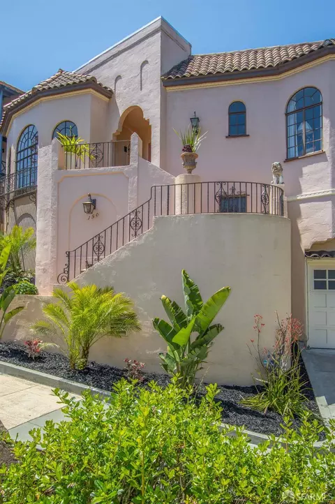 150 Magellan Ave, San Francisco, CA 94116 photo 4