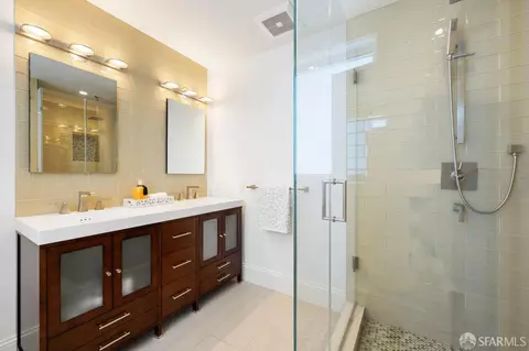 Bath - 76 Hernandez Ave, San Francisco, CA 94127 photo 2 of 4