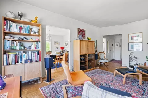 2000 Ortega St, San Francisco, CA 94122 photo 5