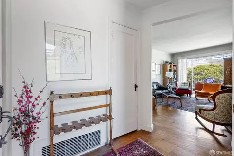 2000 Ortega St, San Francisco, CA 94122 photo 3