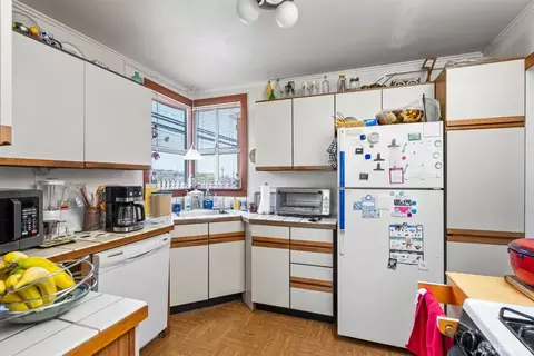 2000 Ortega St, San Francisco, CA 94122 photo 10