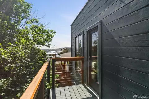 Exterior - 40 Costa St, San Francisco, CA 94110 photo 1 of 6
