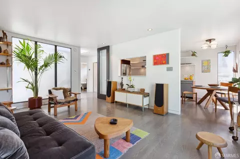 Living - 40 Costa St, San Francisco, CA 94110 photo 2 of 3