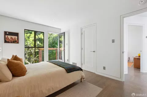 Bedroom - 40 Costa St, San Francisco, CA 94110 photo 3 of 6
