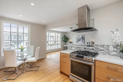 Kitchen - 1723 46th Ave, San Francisco, CA 94122 photo 5 of 7