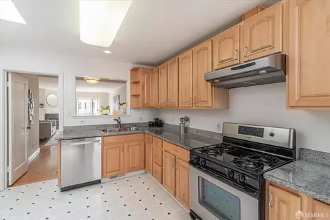 2474 38th Ave, San Francisco, CA 94116 photo 8