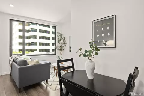Dining - 285 Main St #608, San Francisco, CA 94105 photo 1 of 2