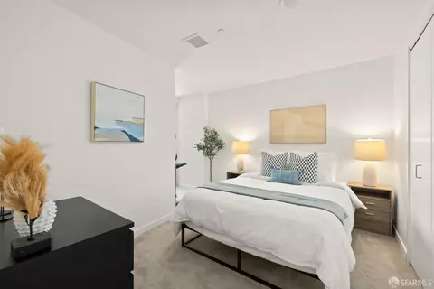 Bedroom - 285 Main St #608, San Francisco, CA 94105 photo 1 of 1