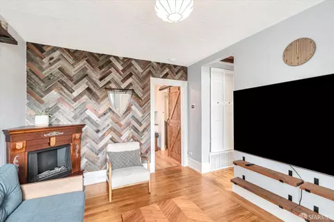 Living - 251 De Long St, San Francisco, CA 94112 photo 3 of 5