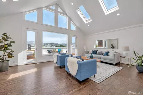 131 Paris St, San Francisco, CA 94112