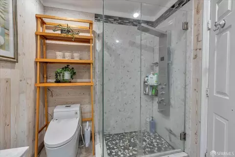 Bath - 615 Morse Ave, Sunnyvale, CA 94085 photo 2 of 2