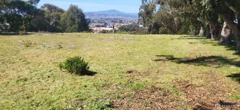 1675 Hillcrest Rd, San Pablo, CA 94806