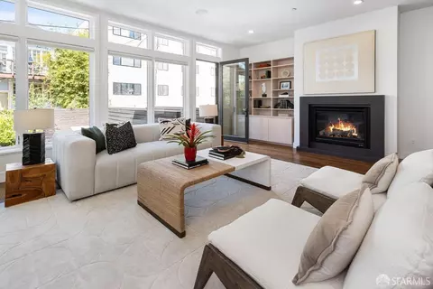 944 S Van Ness Ave, San Francisco, CA 94110 photo 4