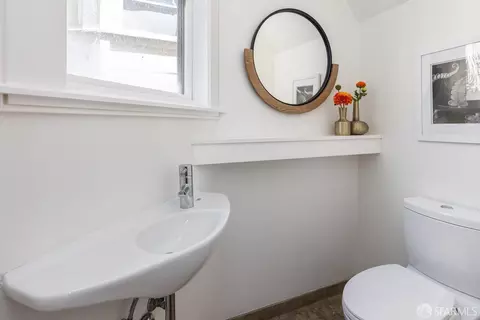 944 S Van Ness Ave, San Francisco, CA 94110 photo 20