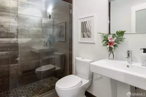 944 S Van Ness Ave, San Francisco, CA 94110 photo 19