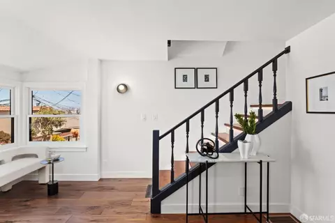 Entry Way - 65 Gladys St, San Francisco, CA 94110 photo 2 of 7