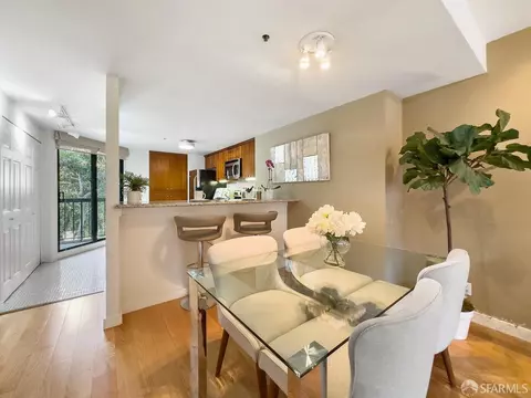 601 Van Ness Ave #4, San Francisco, CA 94102 photo 11