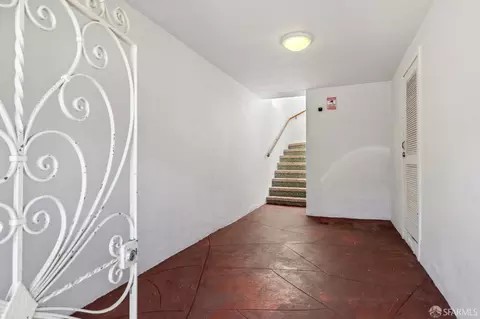 72 Lyell St, San Francisco, CA 94112 photo 5