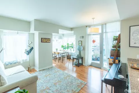 55 Page St #427, San Francisco, CA 94102