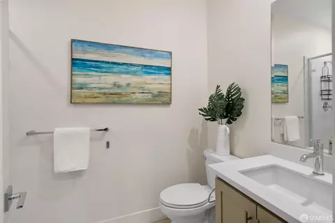 Bath - 9014 Surge Way, Newark, CA 94560 photo 1 of 6