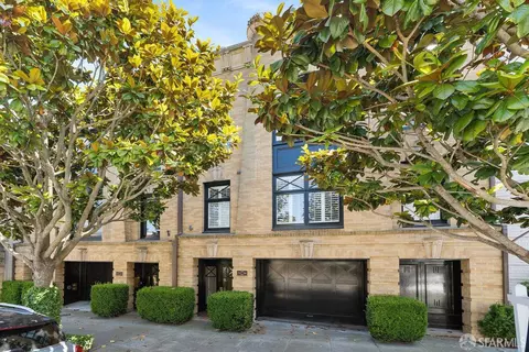 2961 Pacific Ave, San Francisco, CA 94115 photo 2