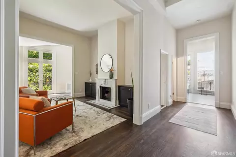 Entry Way - 1908 Broadway St, San Francisco, CA 94109 photo 3 of 6