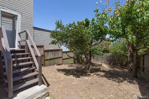 Exterior - 430 Hanover St, San Francisco, CA 94112 photo 2 of 12