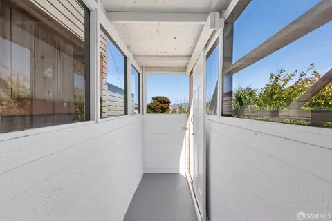 Entry Way - 430 Hanover St, San Francisco, CA 94112 photo 3 of 3