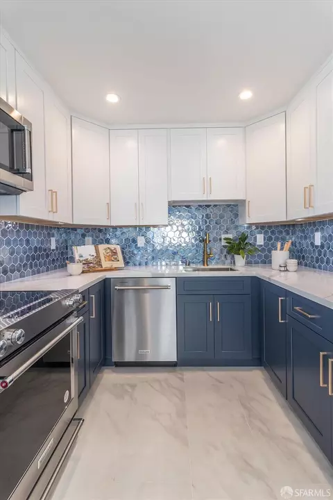 Kitchen - 5007 Palmetto Ave #39, Pacifica, CA 94044 photo 4 of 8