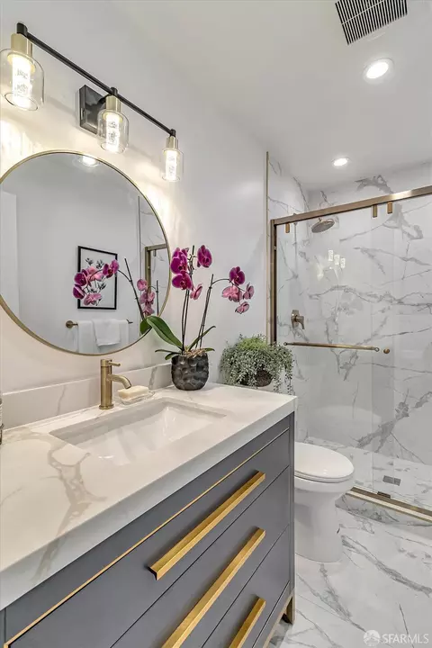 Bath - 5007 Palmetto Ave #39, Pacifica, CA 94044 photo 3 of 9